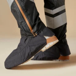 BTWIN Regenbroek Met Geïntegreerde Schoencovers Voor Op De Fiets 540 Dames Zwart 14 BTWIN Regenbroek Met Geïntegreerde Schoencovers Voor Op De Fiets 540 Dames Zwart -Kledij Verkoop regenbroek met geintegreerde schoencovers voor op de fiets 540 dames zwart 3