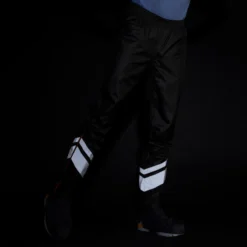 BTWIN Regenbroek Met Geïntegreerde Schoencovers Voor Op De Fiets 540 Dames Zwart 18 BTWIN Regenbroek Met Geïntegreerde Schoencovers Voor Op De Fiets 540 Dames Zwart -Kledij Verkoop regenbroek met geintegreerde schoencovers voor op de fiets 540 dames zwart 7