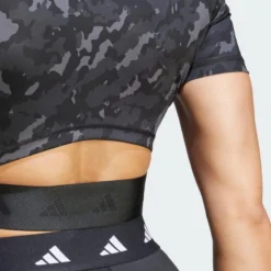 ADIDAS Techfit Camo Print Crop Training T-shirt -Kledij Verkoop techfit camo print crop training t shirt 4