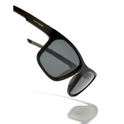 HAWKERS Zonnebrillen Voor Mannen En Vrouwen BLACK DARK POLARIZED - COMANECI -Kledij Verkoop zonnebrillen voor mannen en vrouwen black dark polarized comaneci 2
