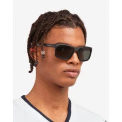 HAWKERS Zonnebrillen Voor Mannen En Vrouwen BLACK DARK POLARIZED - COMANECI -Kledij Verkoop zonnebrillen voor mannen en vrouwen black dark polarized comaneci 4